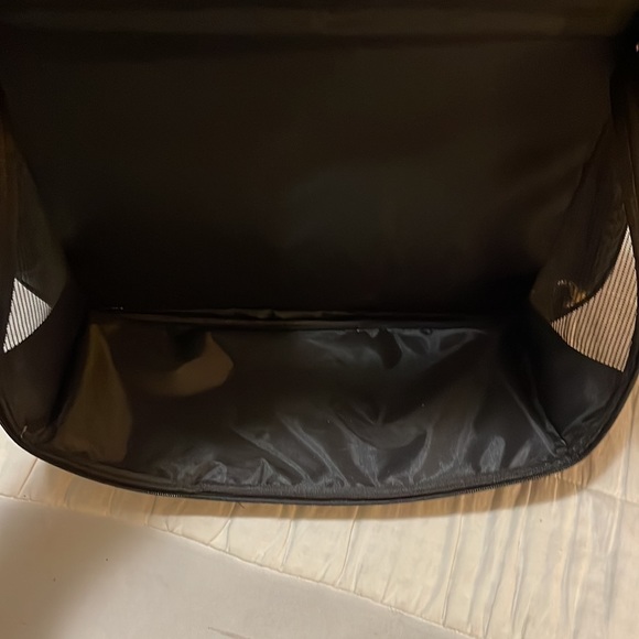 Pet Carrier Bag - Picture 3 of 10